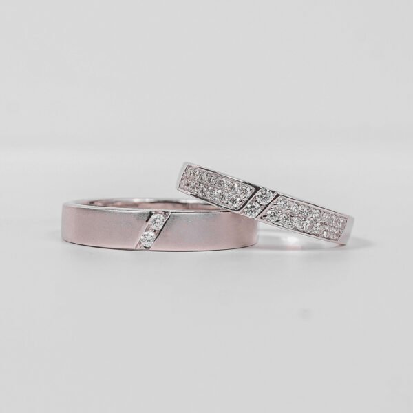 Cincin kawin berlian eropa model Aludra Royal Series