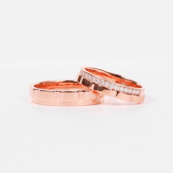 Cincin kawin berlian eropa model Flea Couple Ring