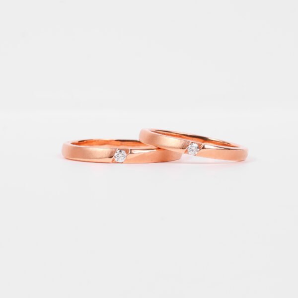 Cincin kawin berlian eropa model Omega couple ring