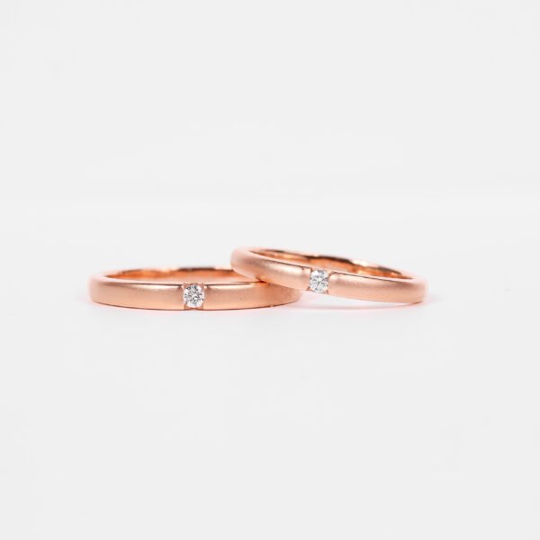 Cincin kawin berlian eropa model Crux couple ring